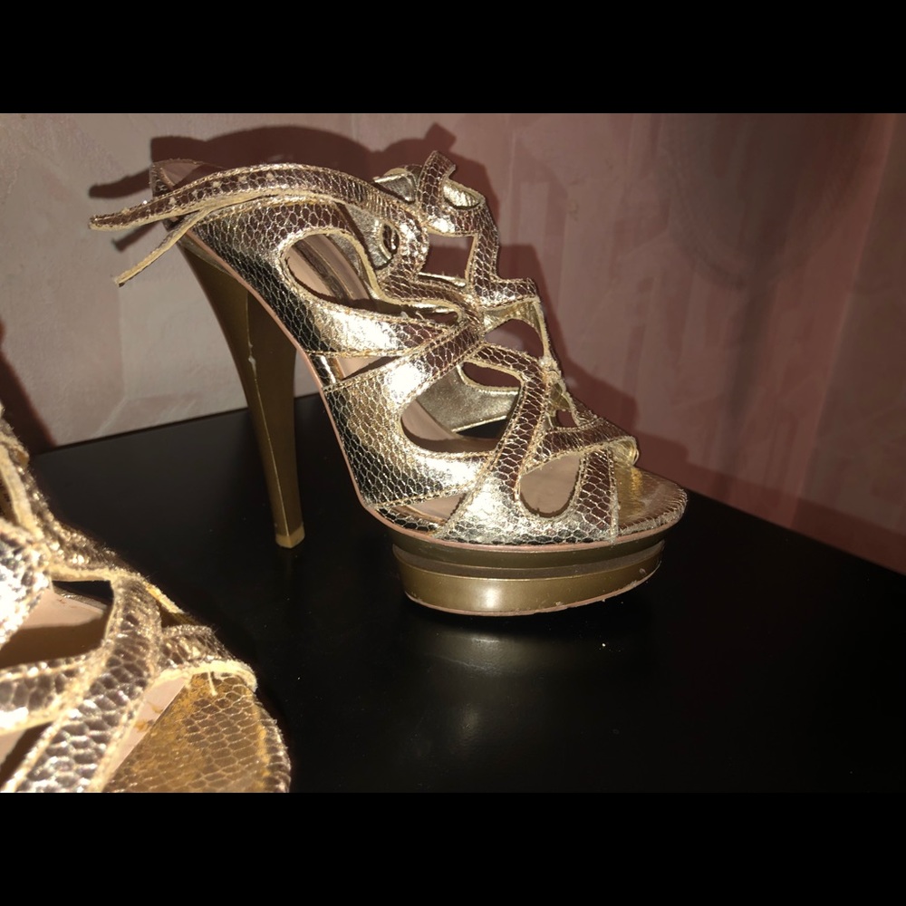 Gold snake high heel 6 and a half